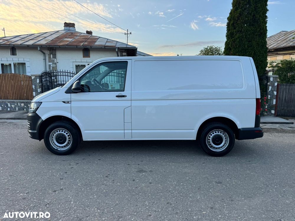 Volkswagen Transporter - 2