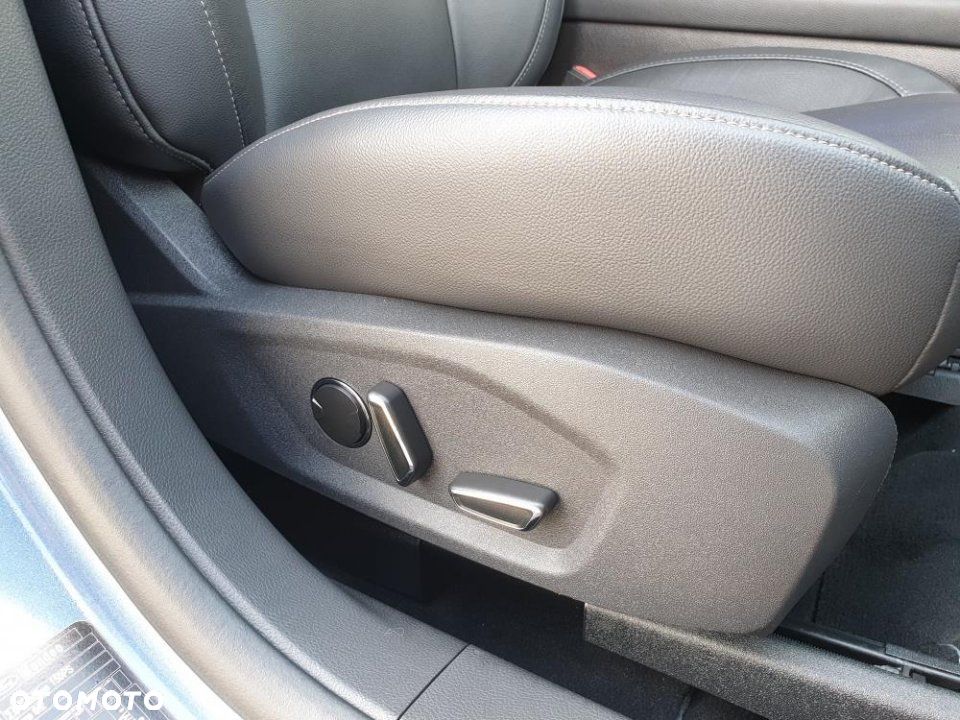 Ford Mondeo - 30