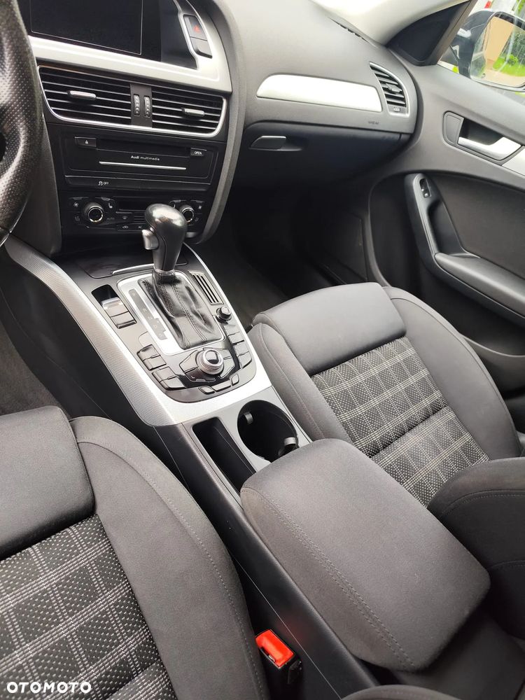 Audi A4 Avant 2.0 TDI DPF multitronic Ambiente - 12