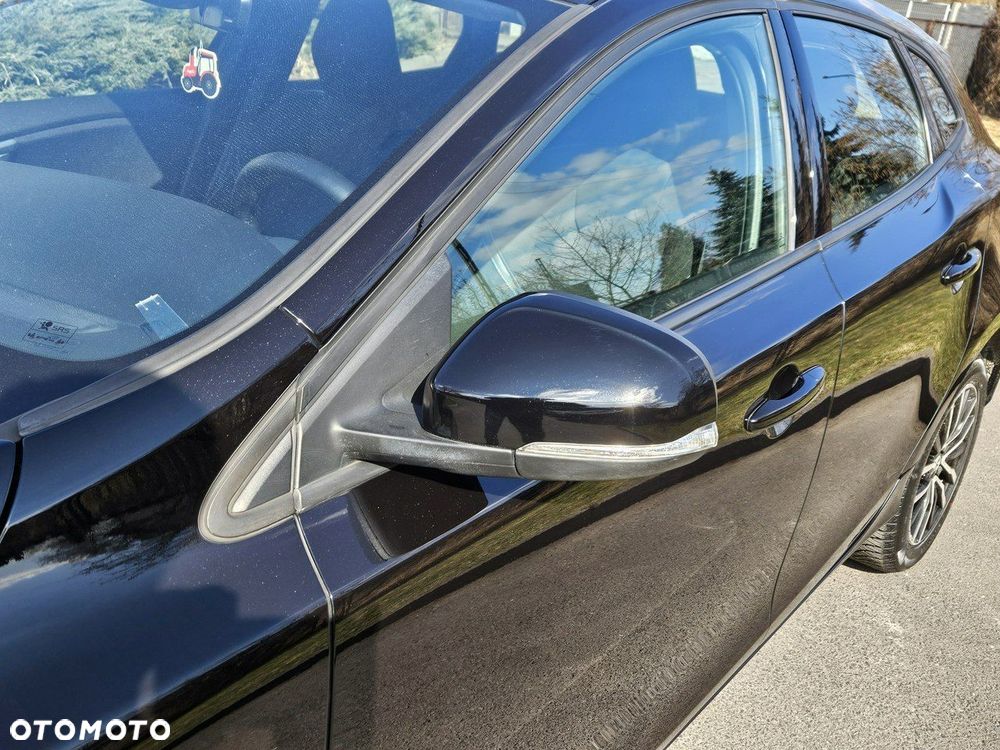 Volvo V40 T2 Drive-E Momentum - 20