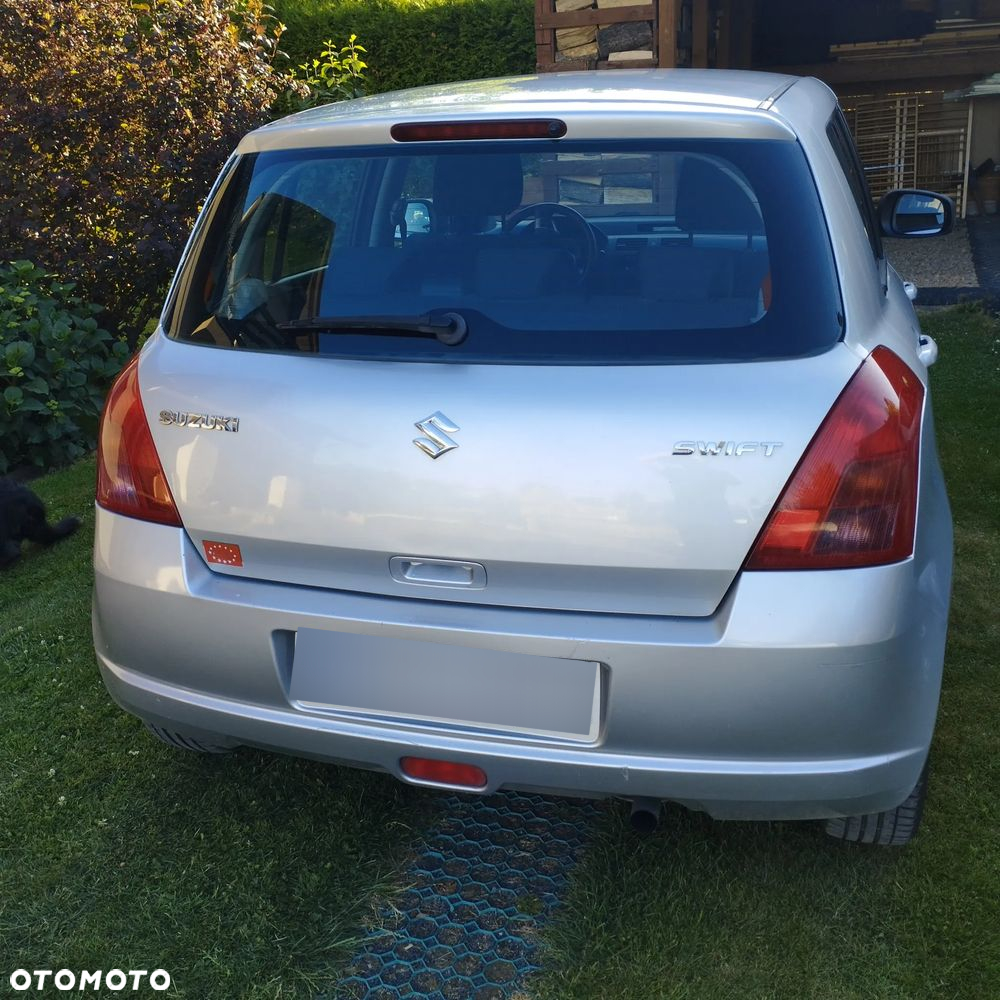 Suzuki Swift - 6