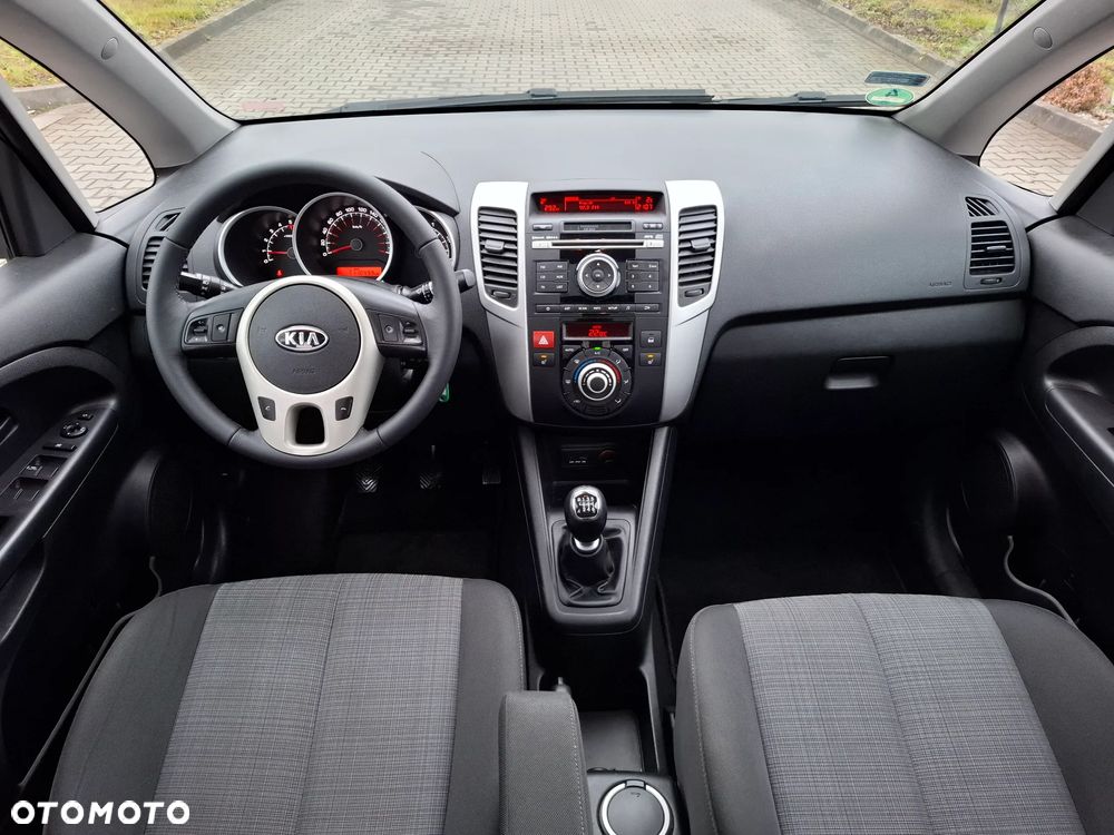 Kia Venga 1.4 CRDi 90 Business Line - 15