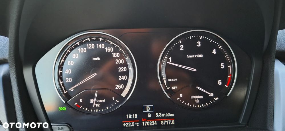 BMW Seria 2 218d - 24