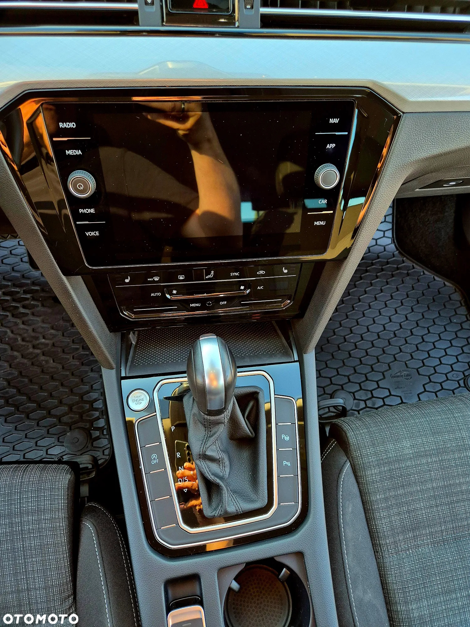 Volkswagen Passat - 13