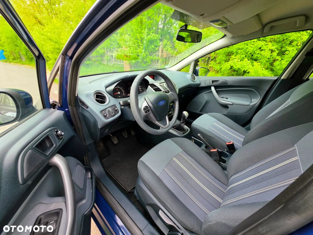 Ford Fiesta 1.25 Trend - 10
