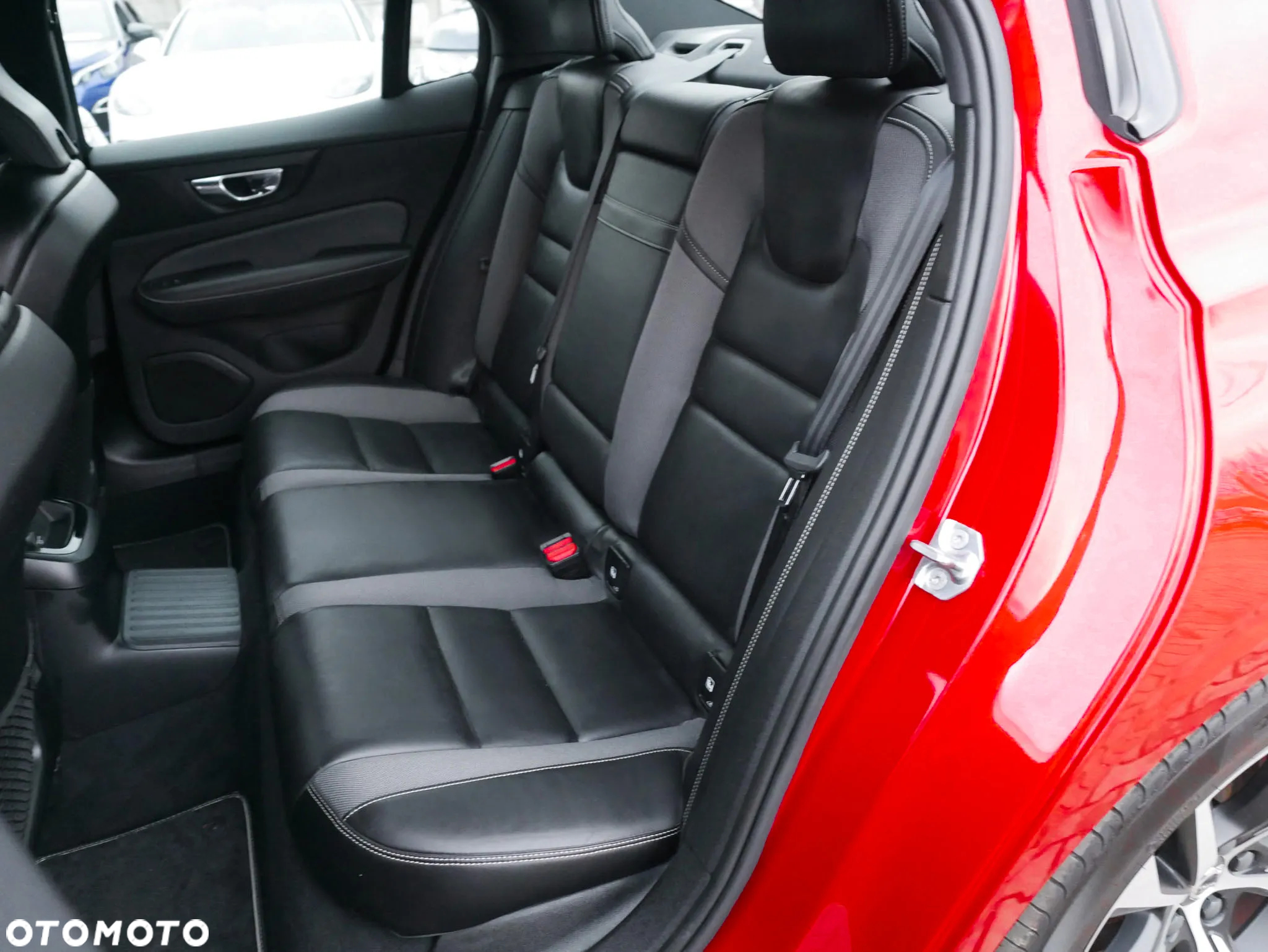 Volvo S60 T8 Recharge AWD Geartronic RDesign - 20