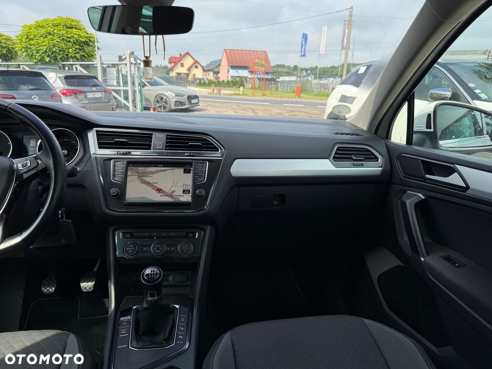 Volkswagen Tiguan - 9