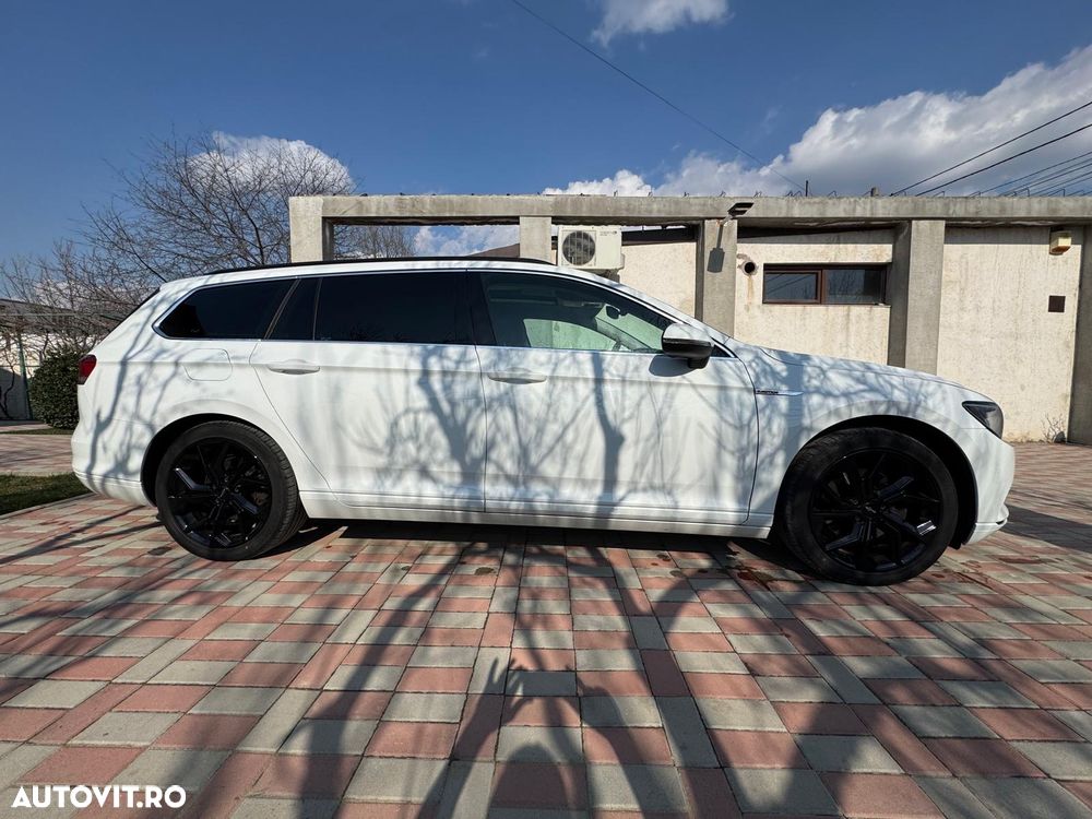 Volkswagen Passat - 2
