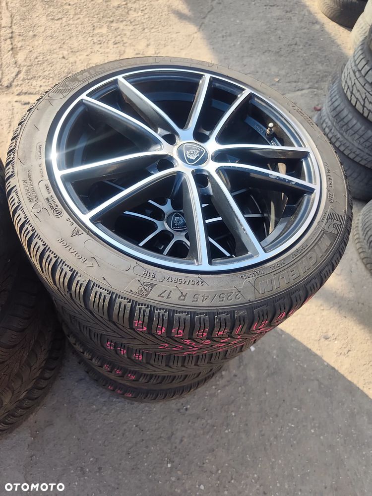 5x112 Felgi Aluminiowe Alufelgi 17 KOŁA zimowe zima BMW 1 F40 2 Gt F46 X1 F48 F49 X2 F39 2 F45 2 F44 MERCEDES A B C R ML V Vito Viano Klasa MINI Countryman Clubman SKODA Octavia 2 3 II III Superb SEAT Leon Toledo Altea Alhambra AUDI A3 8P 8V A4 B5 A6 C5 VW Golf Jetta Caddy Touran 5mm 21r. 225/45 Legnica ALU-RAD - 3