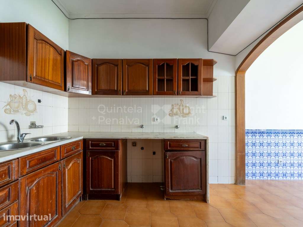 Prédio com projeto aprovado para 10 apartamentos em Benfica - Grande imagem: 3/50