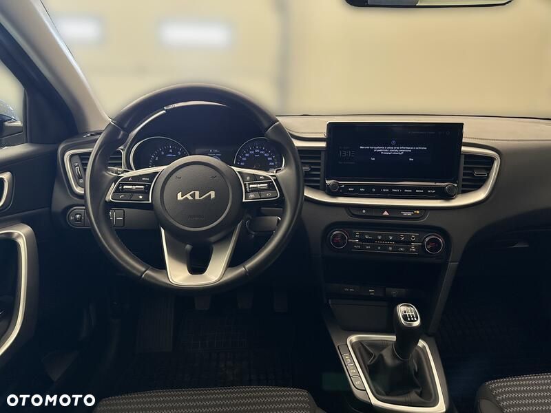 Kia Ceed 1.5 T-GDI M - 14