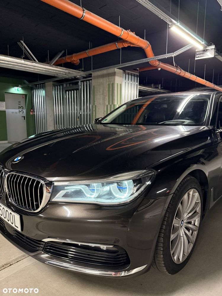 BMW Seria 7 740d xDrive - 5