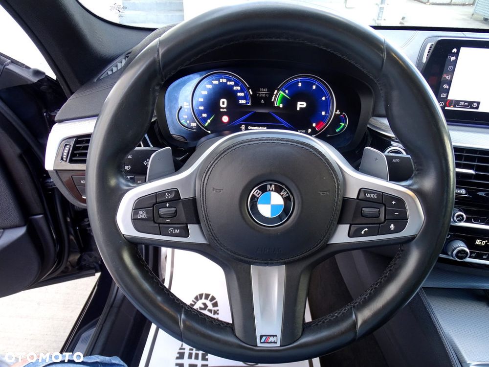 BMW Seria 5 520d Efficient Dynamics Edition - 17