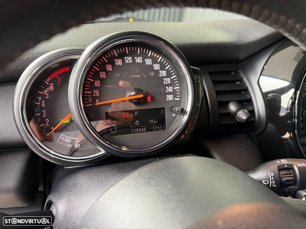 MINI 3 Portas One Auto - 13