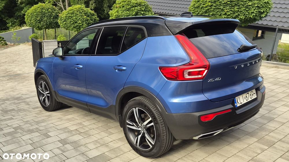 Volvo XC 40 D4 AWD Geartronic R-Design - 13