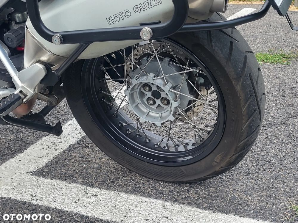 Moto Guzzi Stelvio - 12