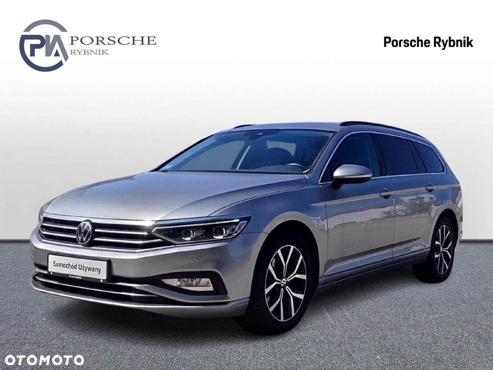 Volkswagen Passat - 1
