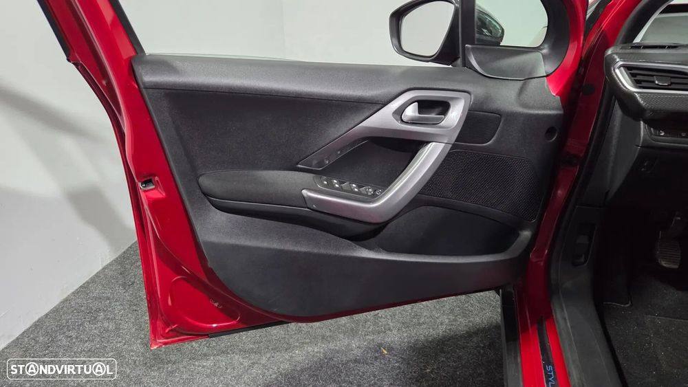 Peugeot 2008 PureTech 130 Stop&Start Allure - 34