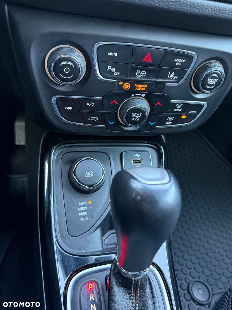 Jeep Compass 1.4 TMair Limited 4WD S&S - 18