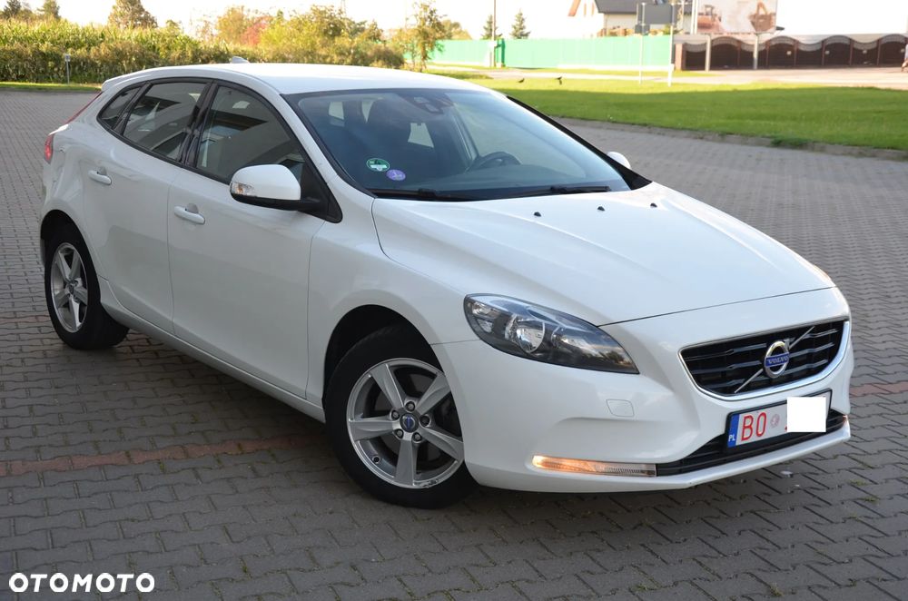 Volvo V40 T2 Kinetic - 8