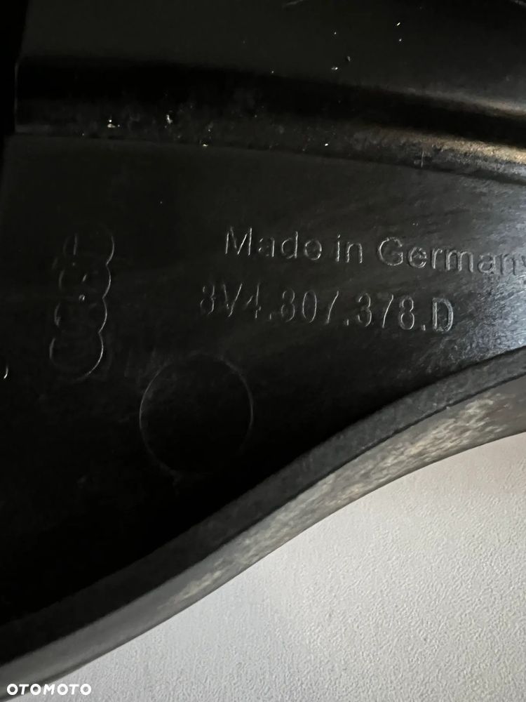 AUDI A3 8V4 8V 8V4807378D PRAWY ŚLIZG ZDERZAKA TYŁ - 3