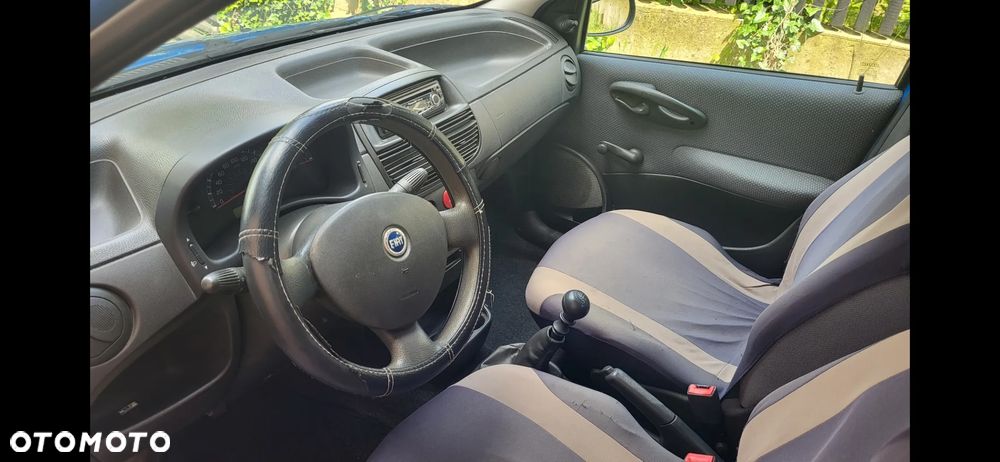 Fiat Punto 1.2 8V Active - 9