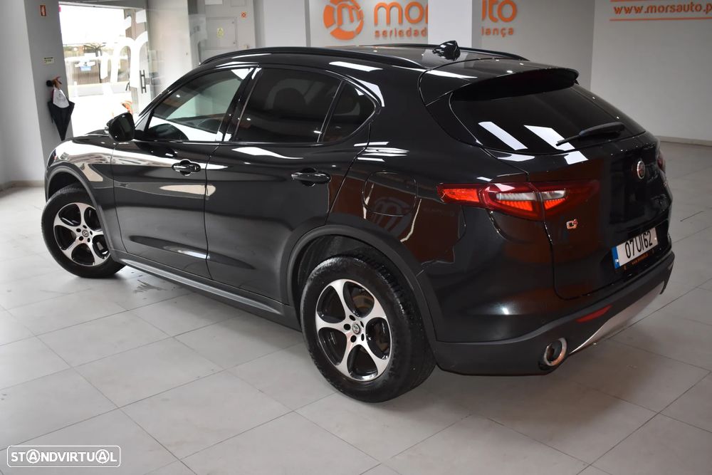 Alfa Romeo Stelvio 2.2 D Super AT8 Q4 - 8