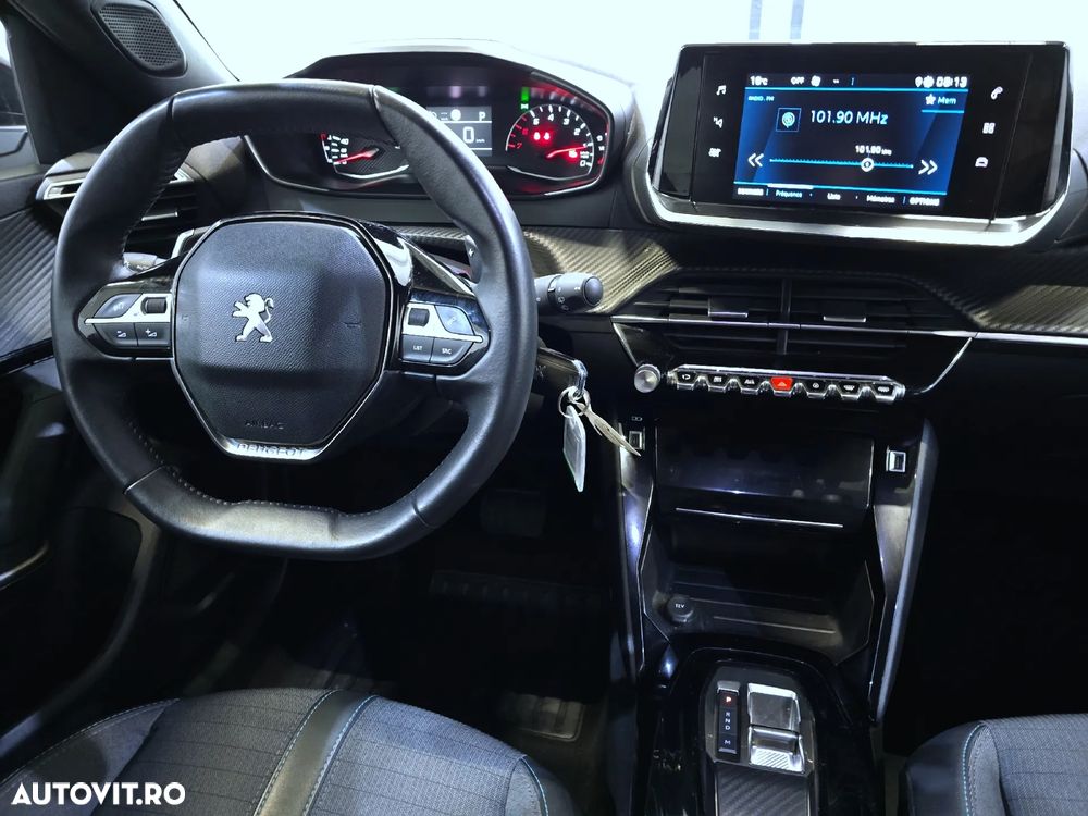 Peugeot 2008 PureTech 130 EAT8 Allure - 5