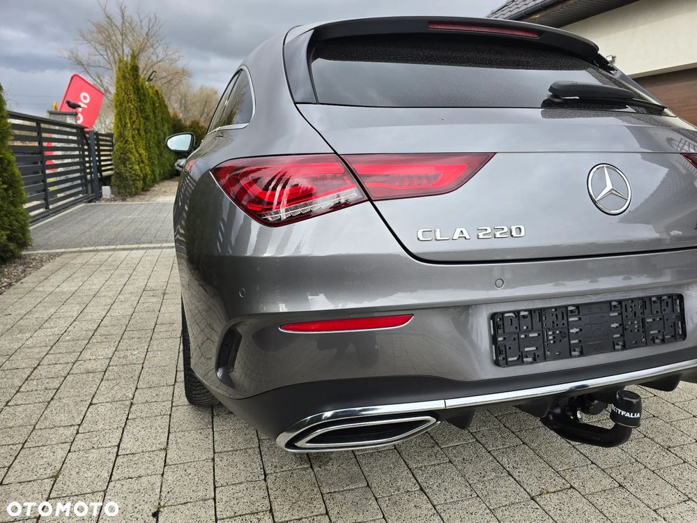 Mercedes-Benz CLA 220 7G-DCT AMG Line - 9