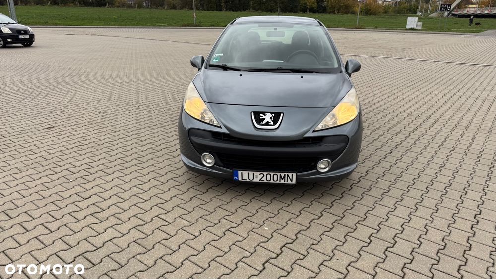 Peugeot 207 1.4 16V Trendy - 12