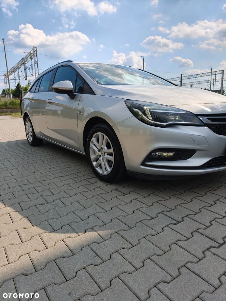 Opel Astra 1.6 D (CDTI) Start/Stop Business - 1
