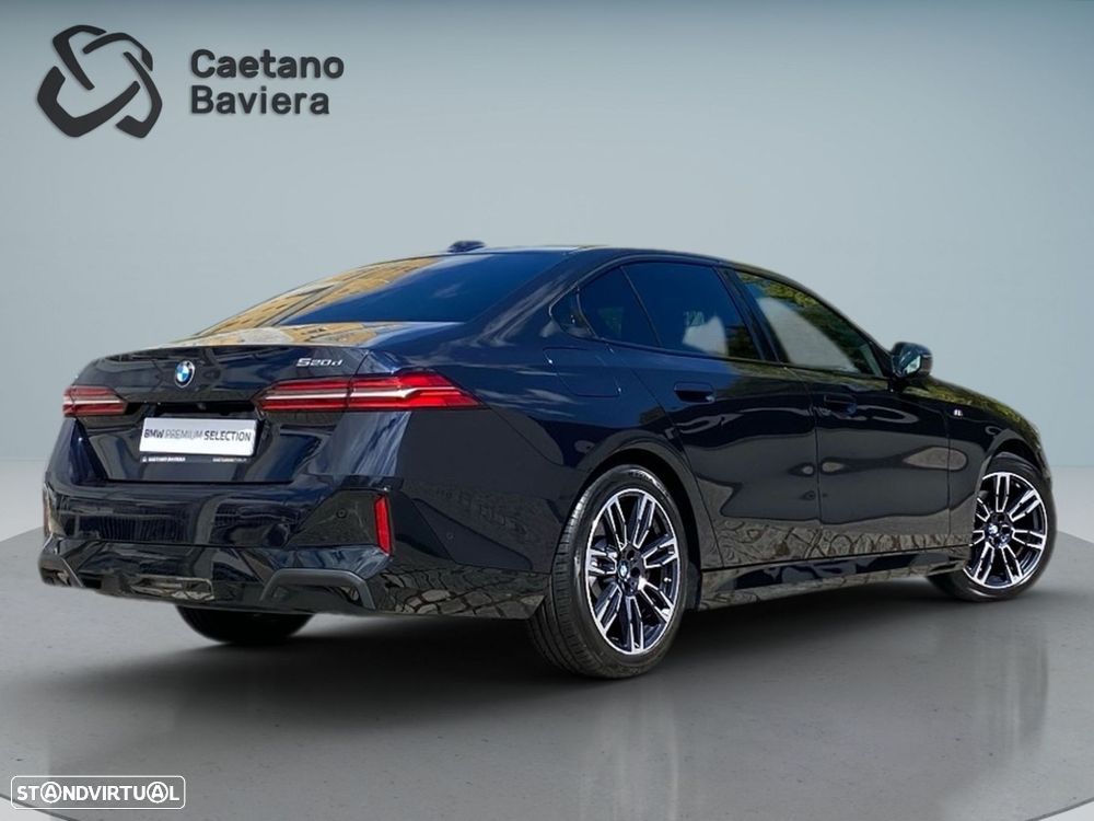 BMW 520 d Pack Desportivo M - 2
