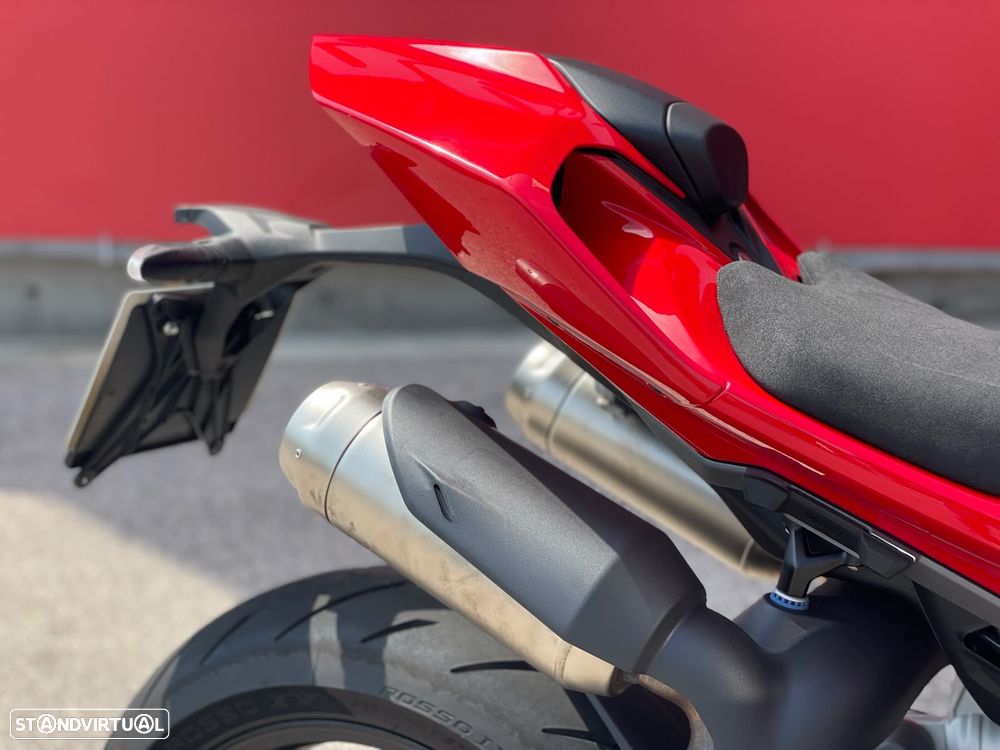 Ducati Panigale V2 S - 5