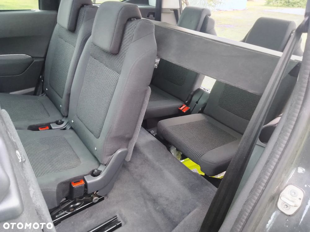 Peugeot 5008 2.0 HDi Family 7os - 25