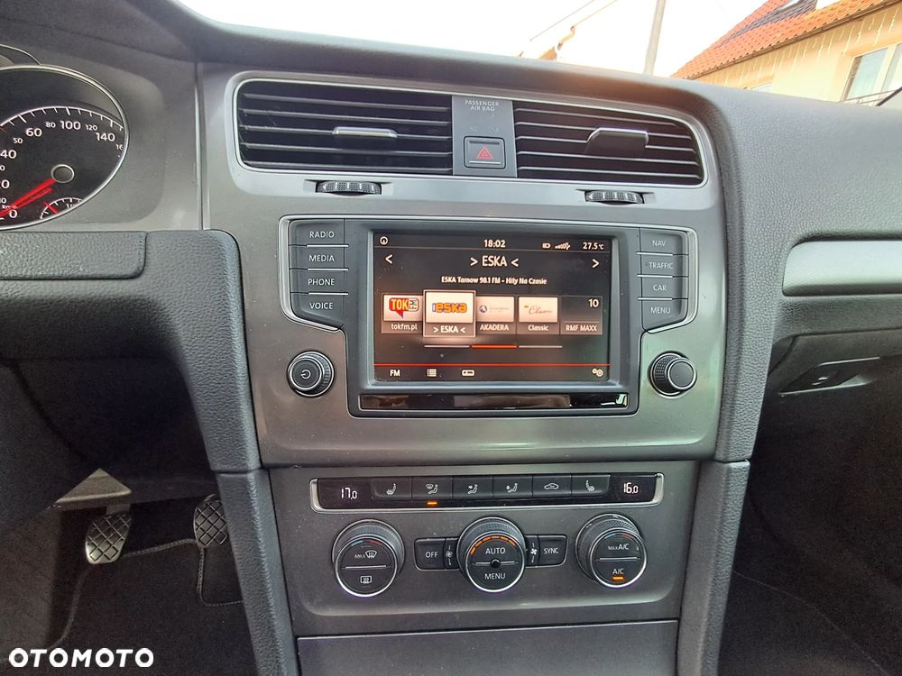Volkswagen Golf 2.0 BlueTDI Highline - 30