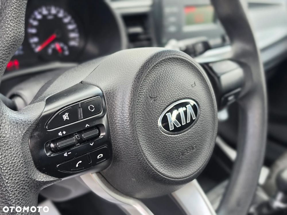 Kia Rio 1.2 Attract - 27