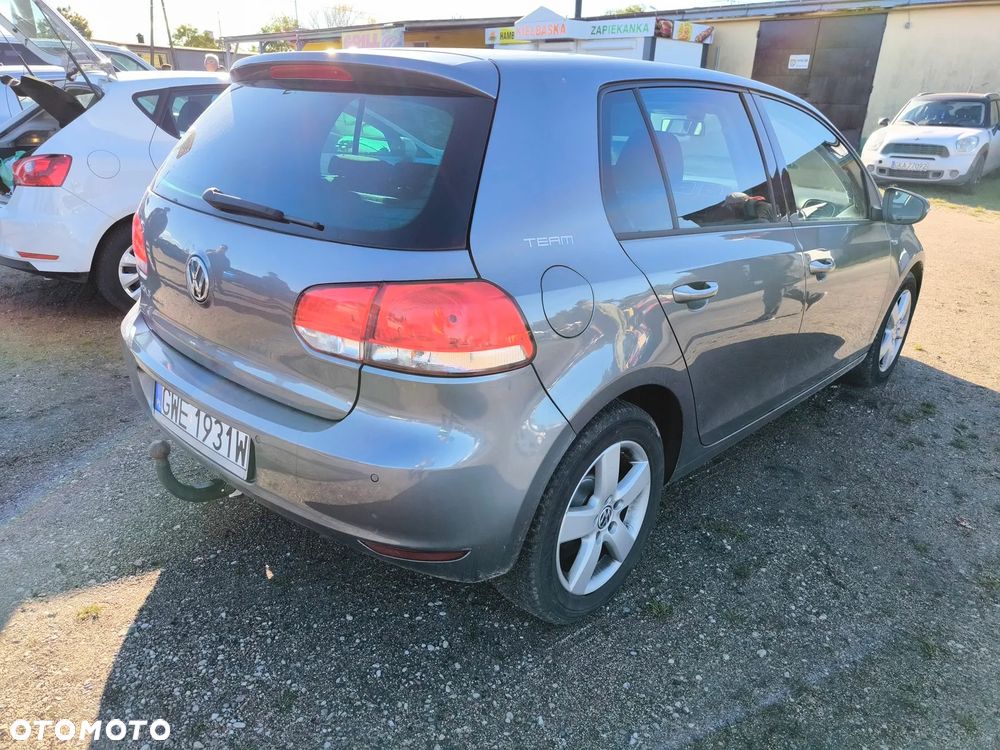 Volkswagen Golf - 3