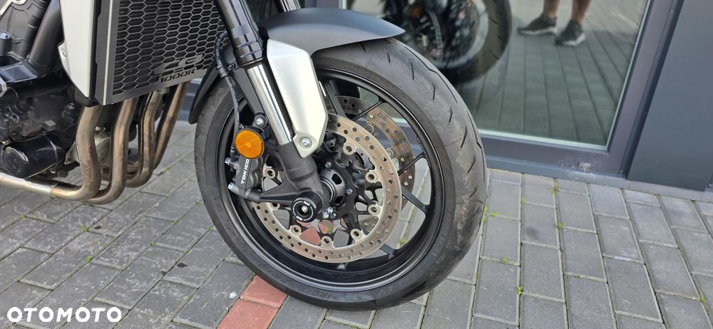 Honda CB - 7