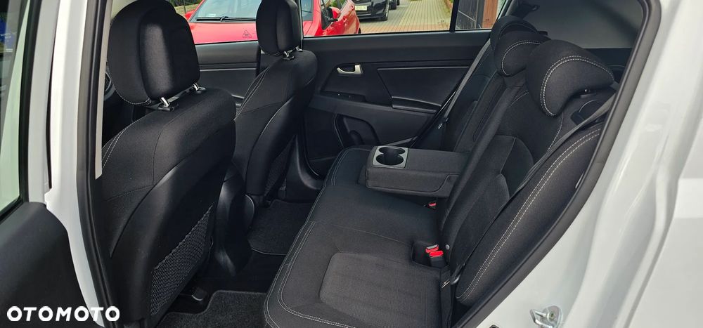 Kia Sportage 1.6 GDI L 2WD - 12
