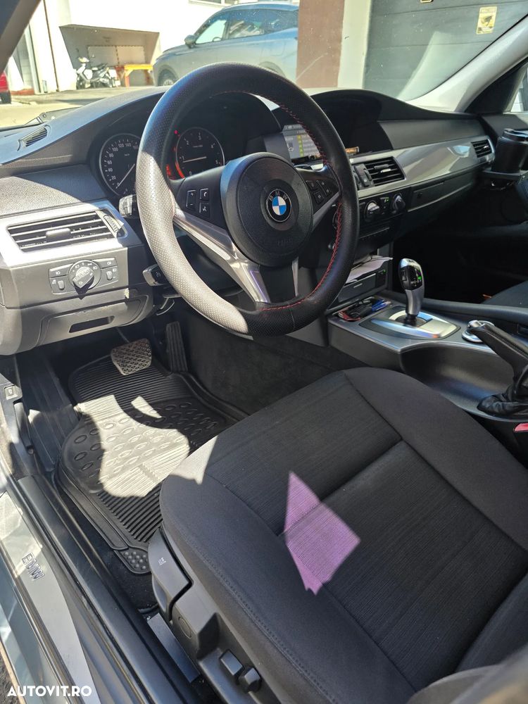 BMW Seria 5 520d Aut. - 15