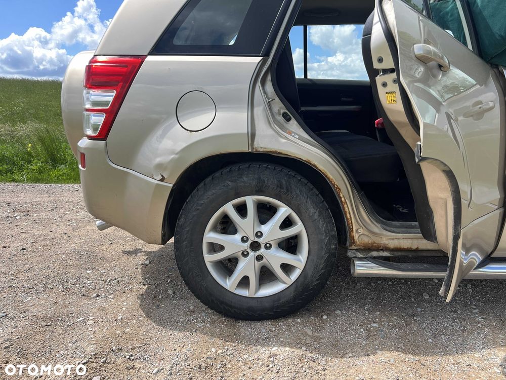 Suzuki Vitara - 6