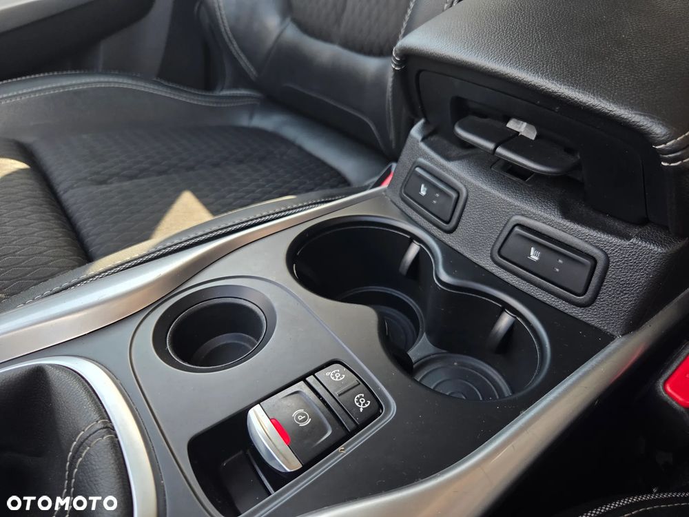 Renault Kadjar TCe 140 GPF BOSE EDITION - 16