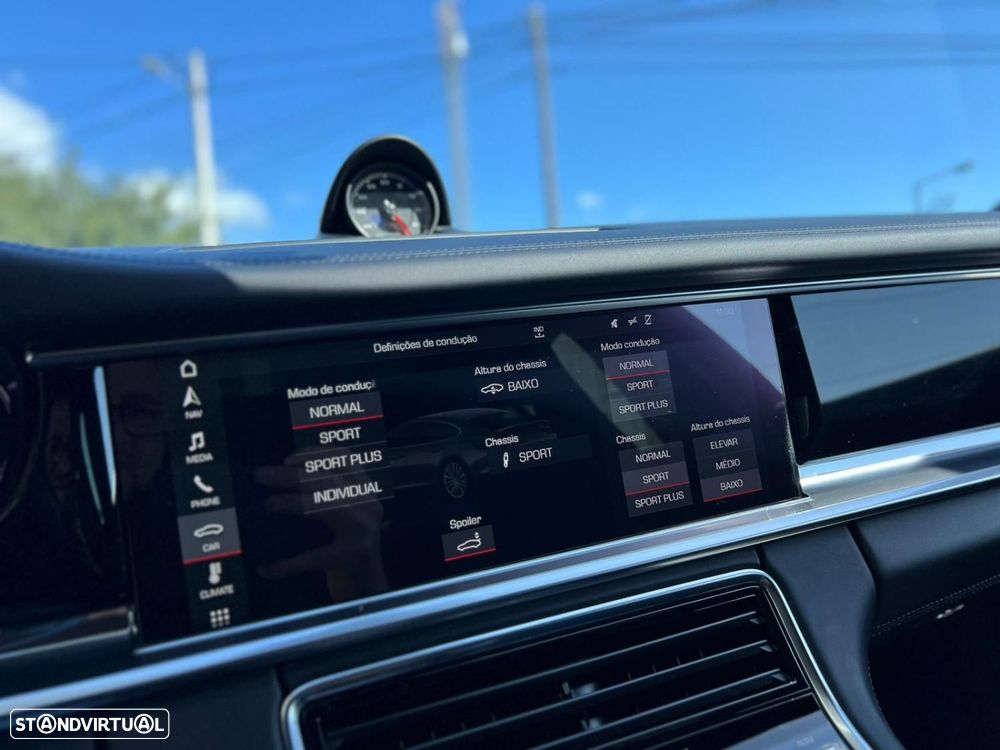 Porsche Panamera 4 S - 12