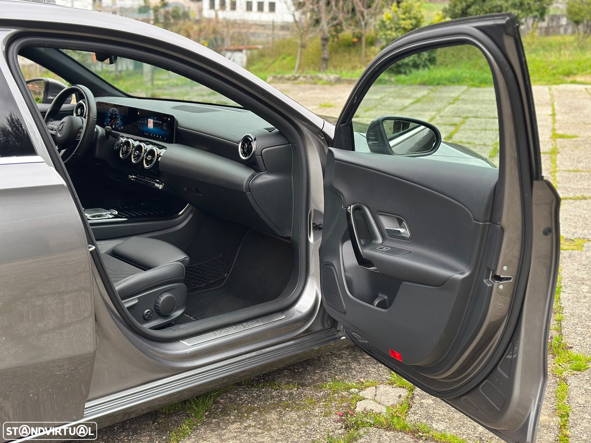 Mercedes-Benz A 180 d Style Plus Aut. - 34