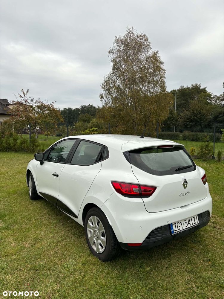 Renault Clio - 2