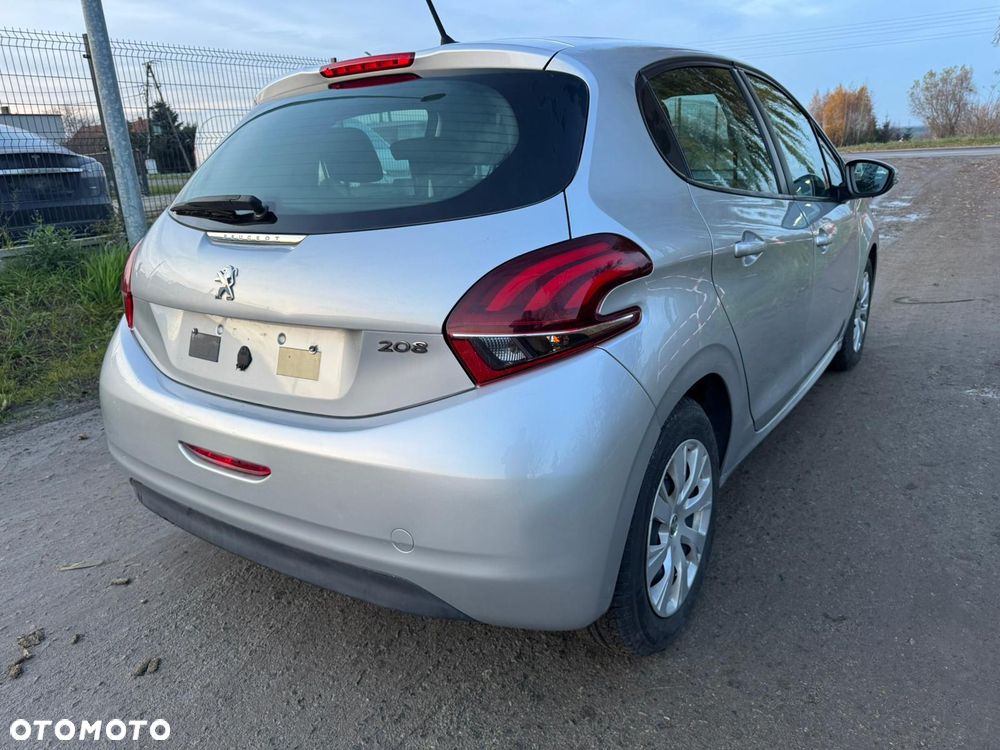 Peugeot 208 - 20