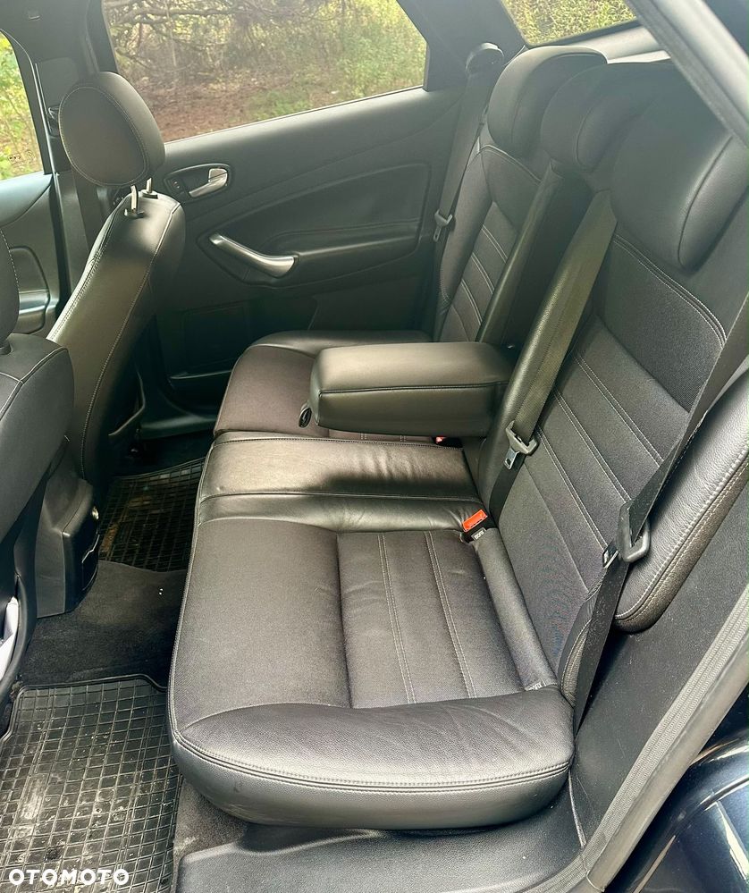 Ford Mondeo 2.0 Titanium - 11