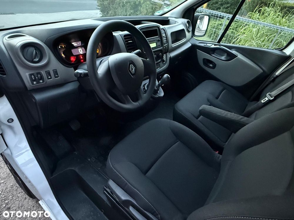 Renault Trafic - 15