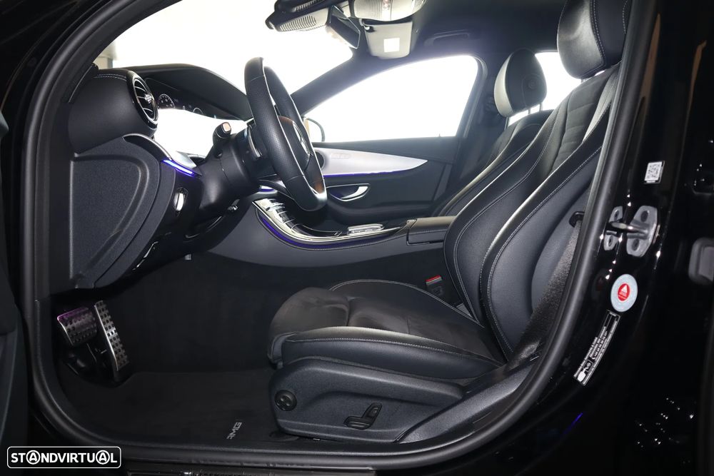 Mercedes-Benz E 300 de AMG Line - 18