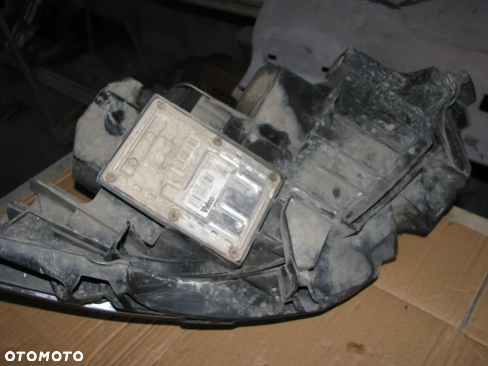 RENAULT MEGANE 2 II LAMPA LEWA PRZEDNIA PRZÓD XENON KSENON 89307030 - 5